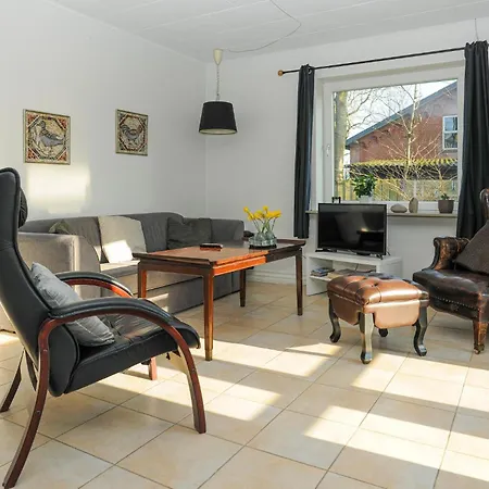 1 Bedroom Beautiful In * Højer